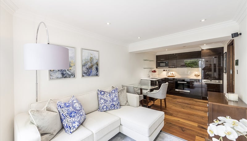 Flat Kensington Gardens Square in City of Westminster