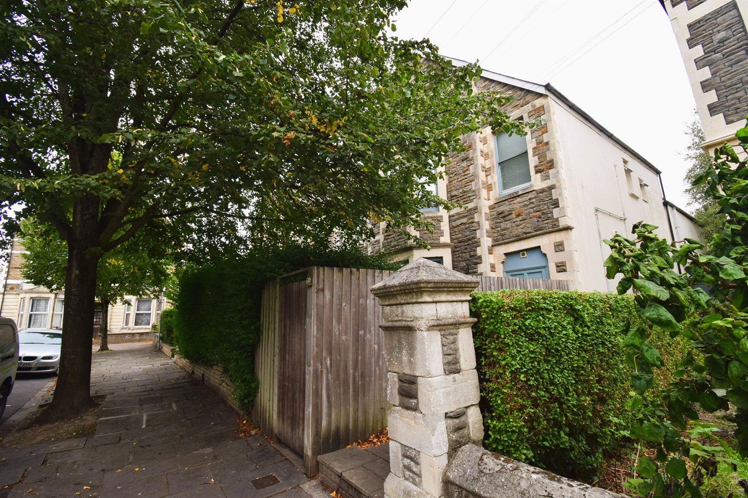 Flat Oakfield Street in Cardiff