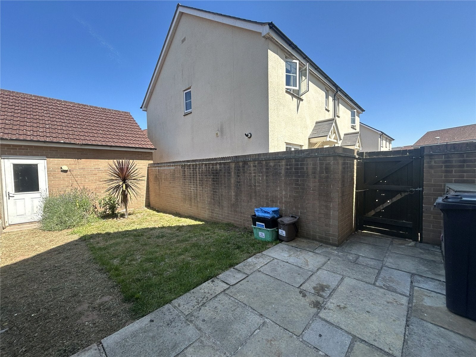 House Tundra Walk in North Petherton