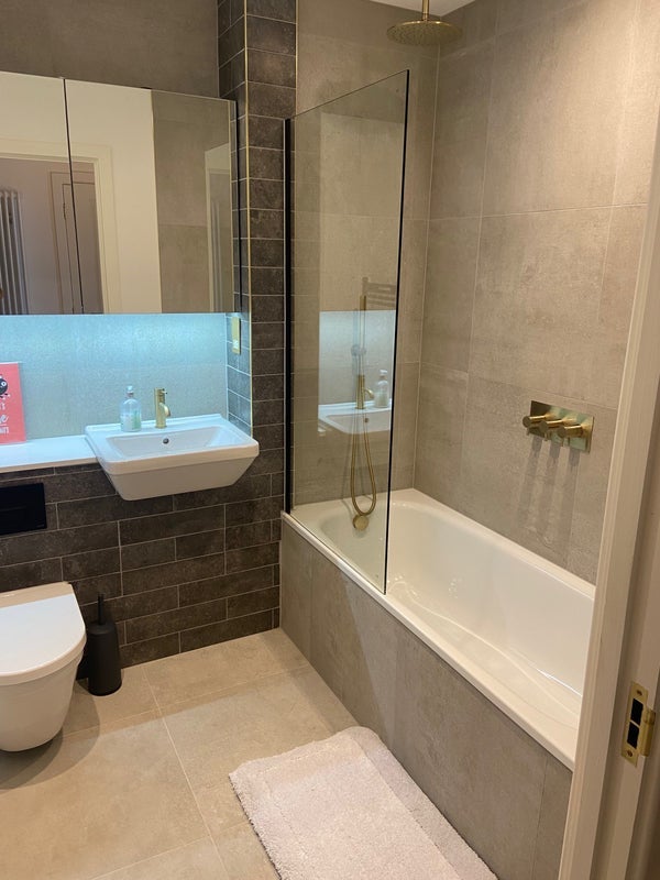 Room Ravensbury Terrace in Greater London
