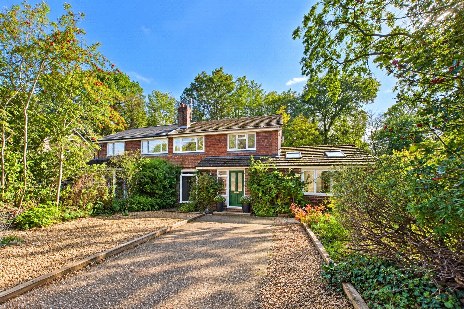House Longmoor Lane in Mortimer