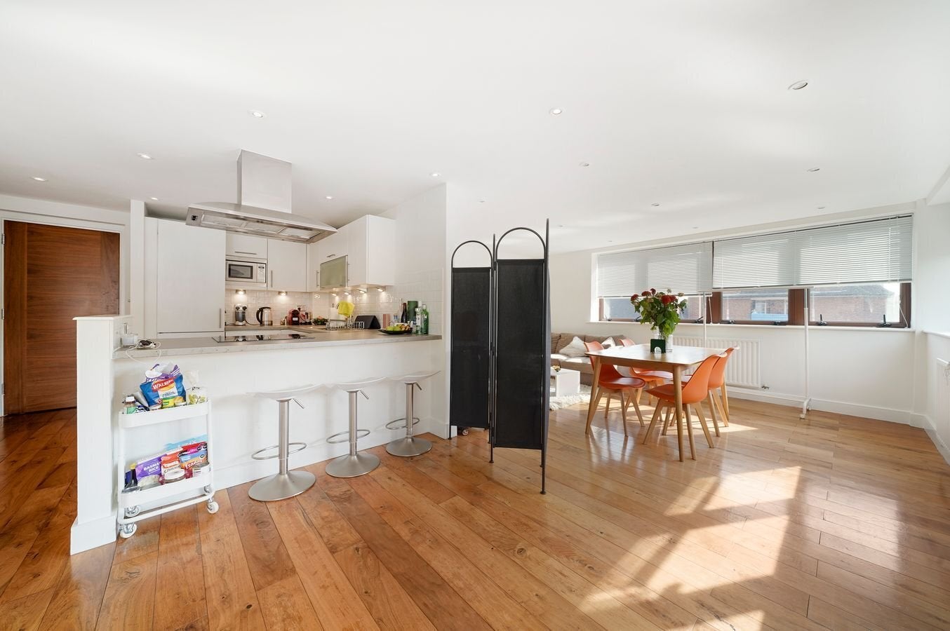Flat Frampton Street in City of Westminster