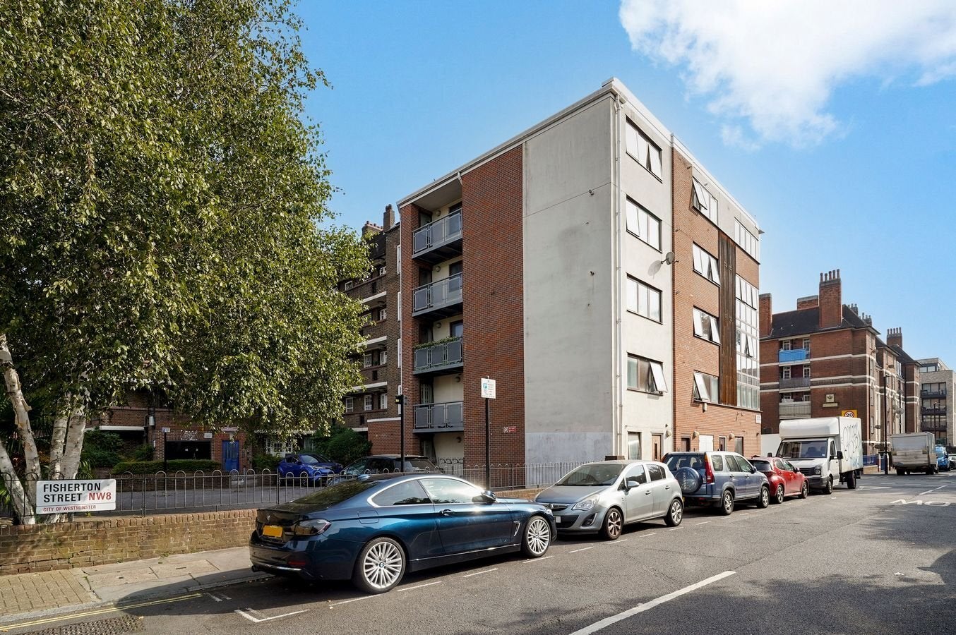 Flat Frampton Street in City of Westminster