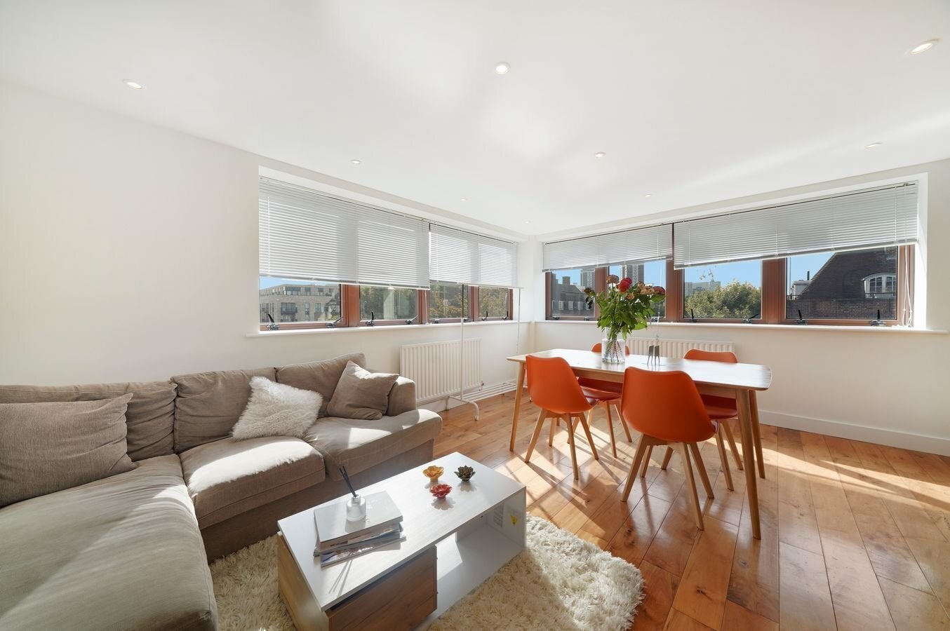 Flat Frampton Street in City of Westminster