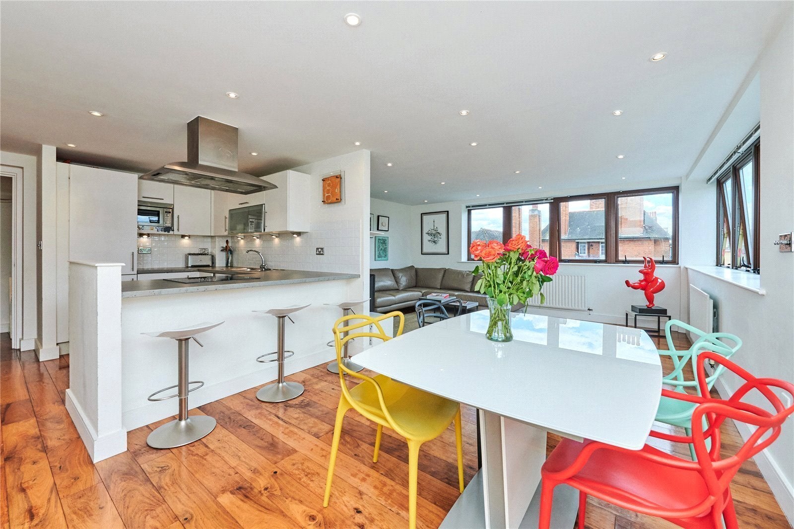 Flat Frampton Street in City of Westminster