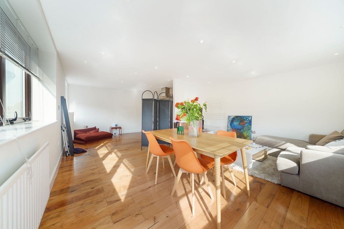 Flat Frampton Street in City of Westminster