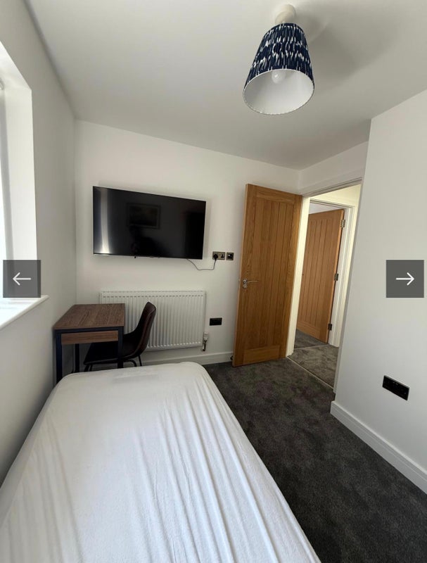 Room Woodhouse Close in Hortham