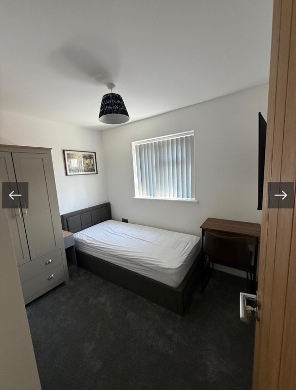 Room Woodhouse Close in Hortham
