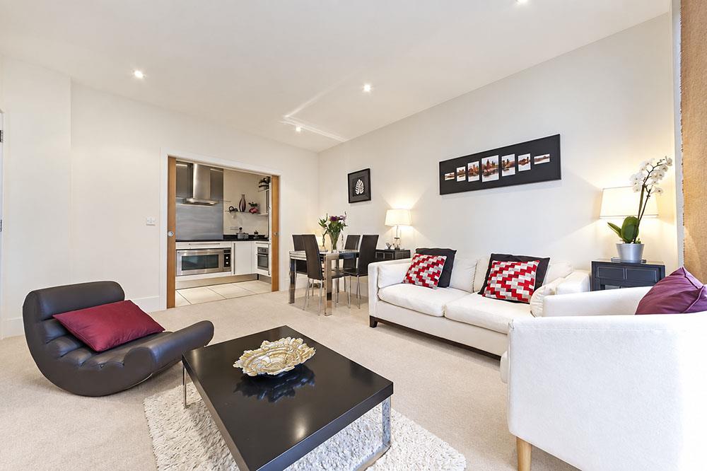 Flat Alpha Close in City of Westminster