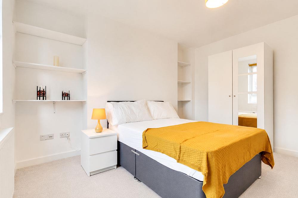Flat Alpha Close in City of Westminster