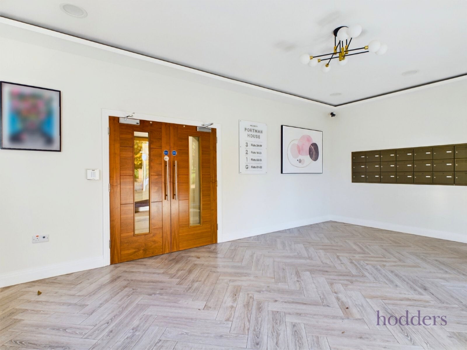 Flat Guildford Street in Borough of Runnymede