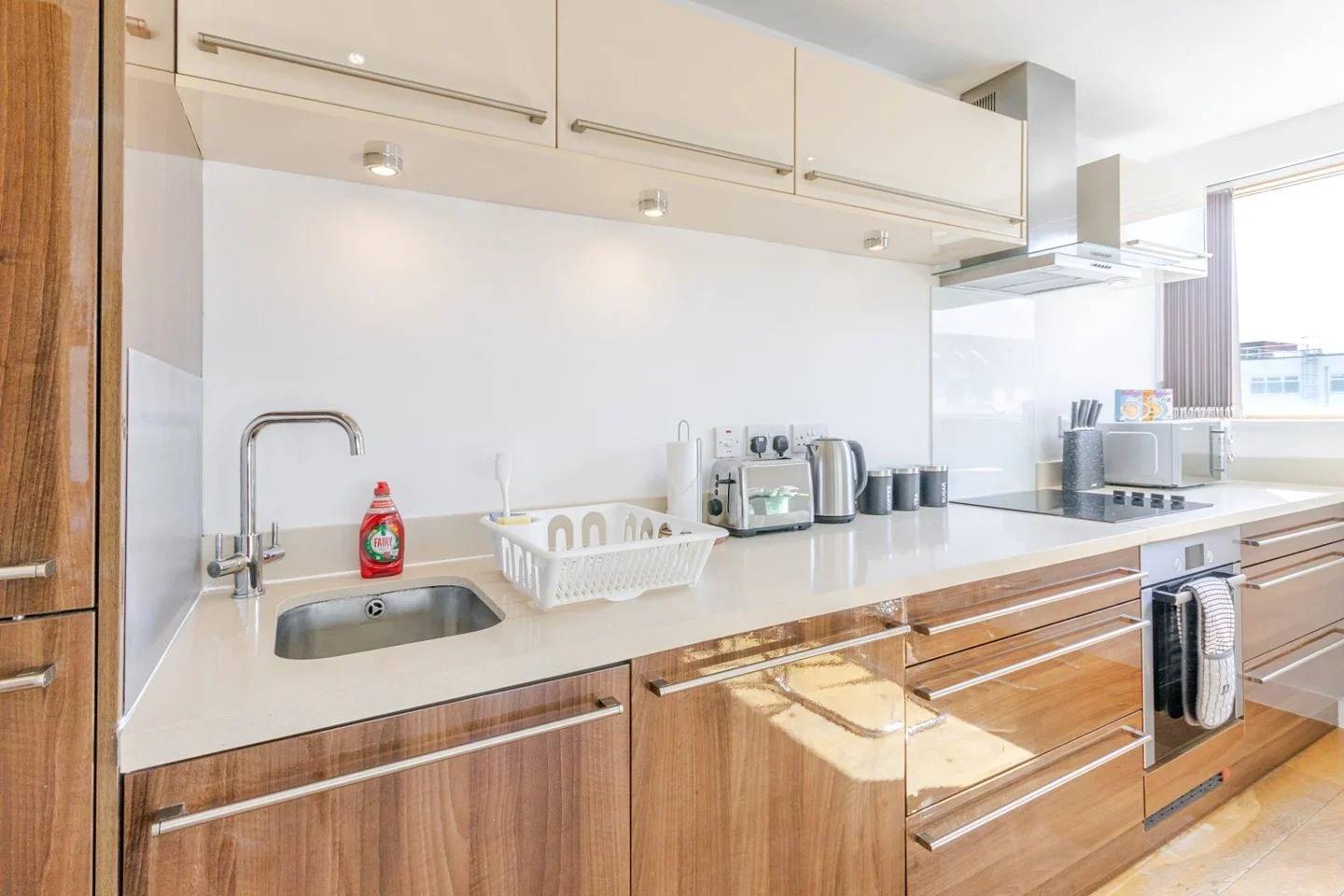 Flat Westholme Gardens in Greater London
