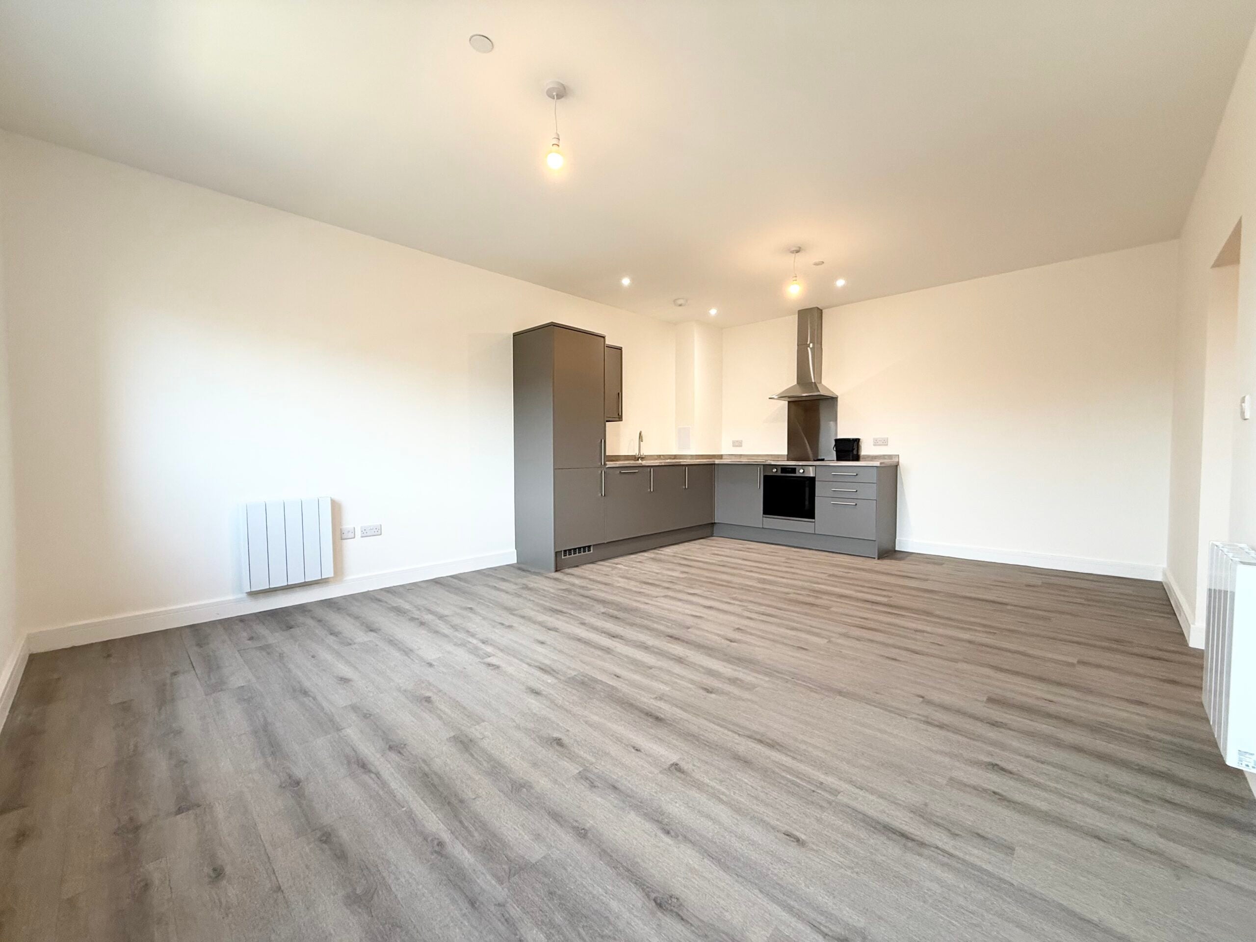 Flat Oundle Road in Peterborough