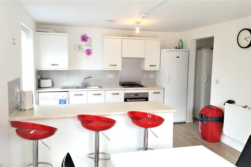 Room Barnaby Road in Rugby