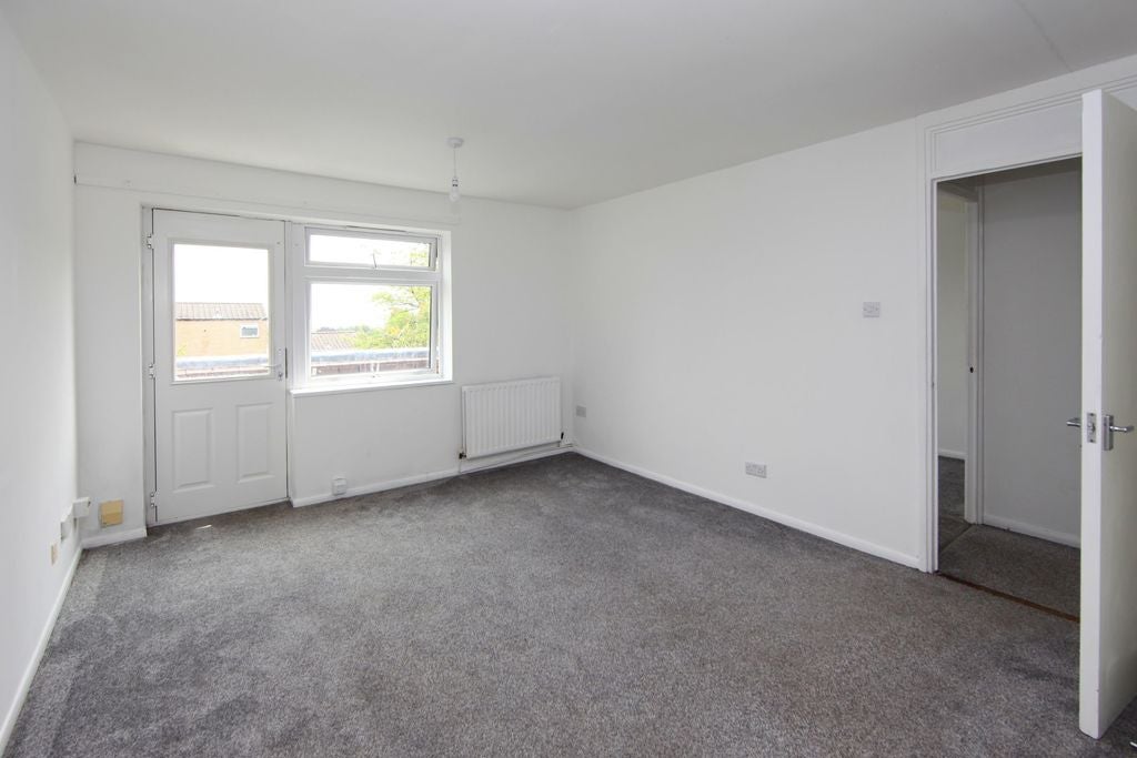 Flat Randlay Avenue in Telford