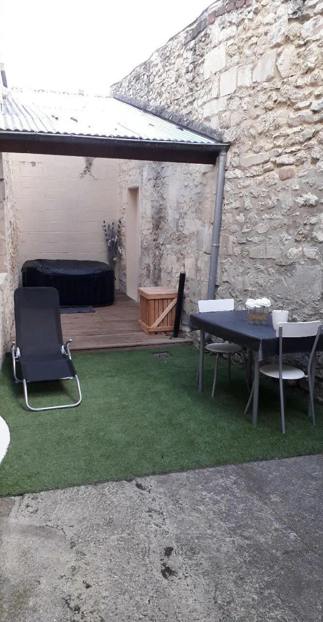 Room Rue Gérard de Séroux in Béthisy-Saint-Martin
