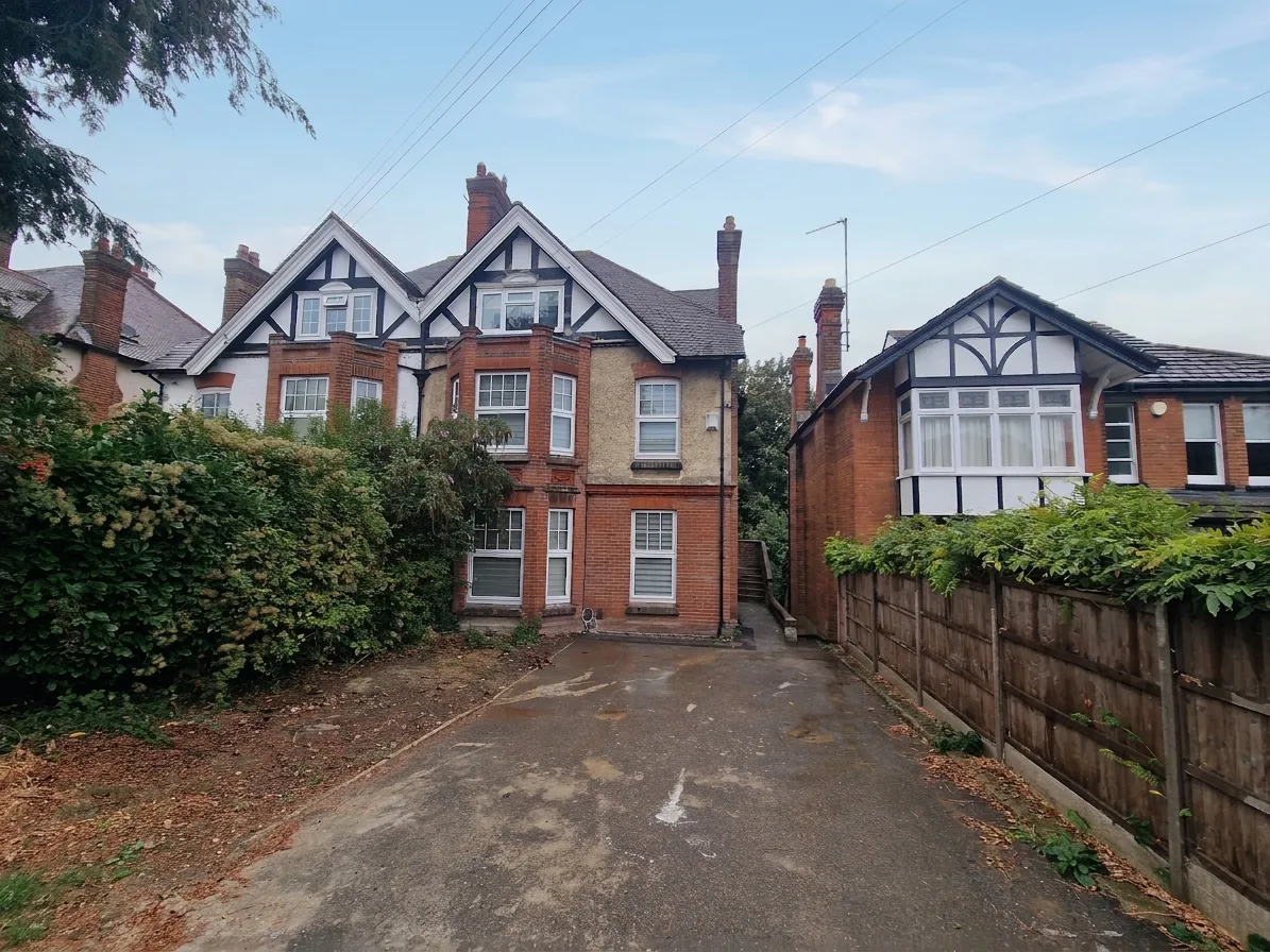 Room Buckland Road in Maidstone