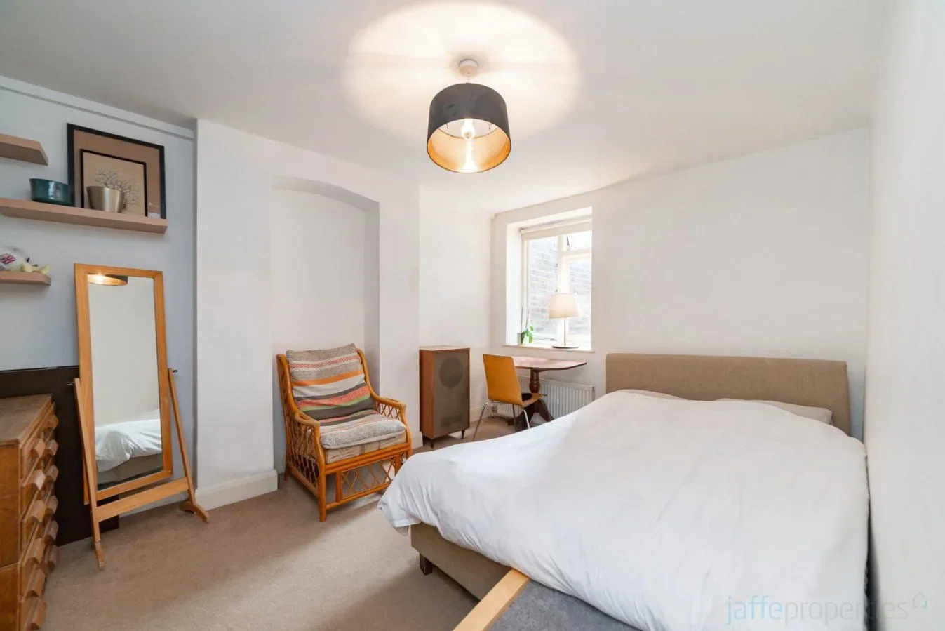 Flat Gladys Road in Greater London