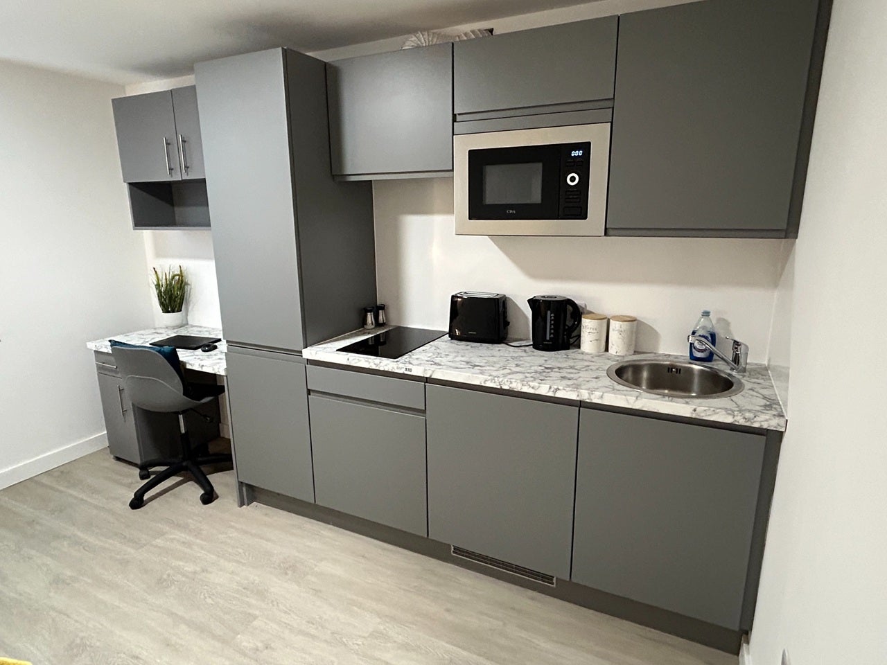 Flat Humphrey Road in Manchester
