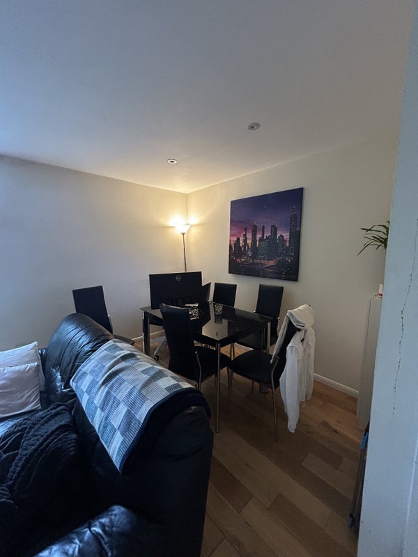 Room Maysoule Road in Greater London