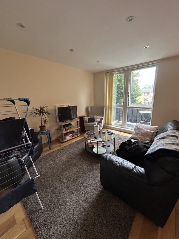 Room Maysoule Road in Greater London