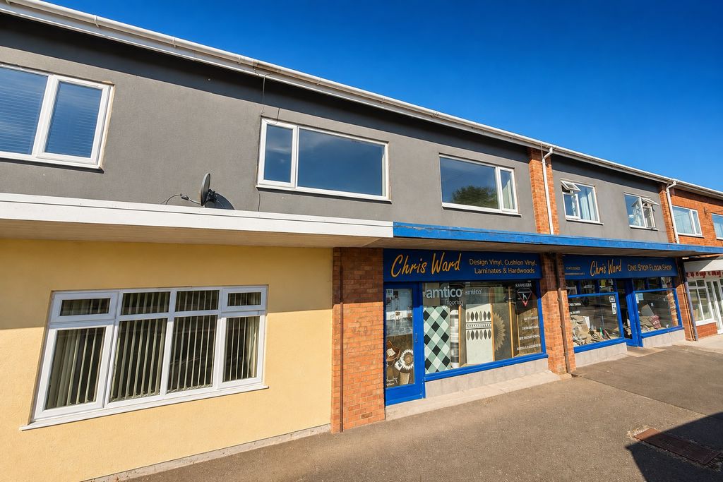 Flat Denton Avenue in South Kesteven
