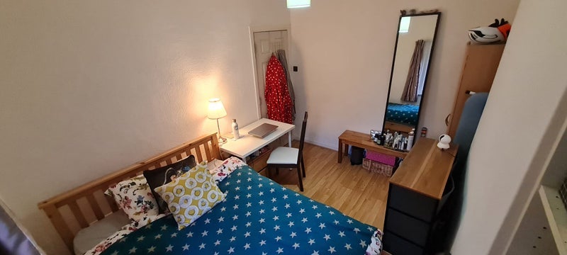 Room Rutland Gardens in Greater London