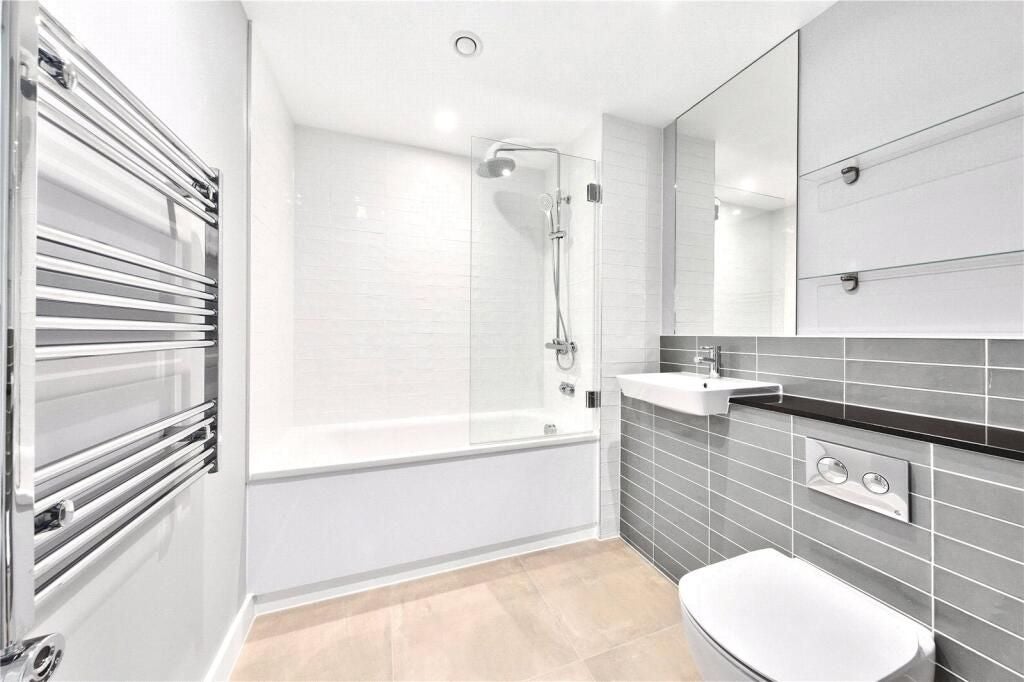 Flat Kimpton Road in Luton