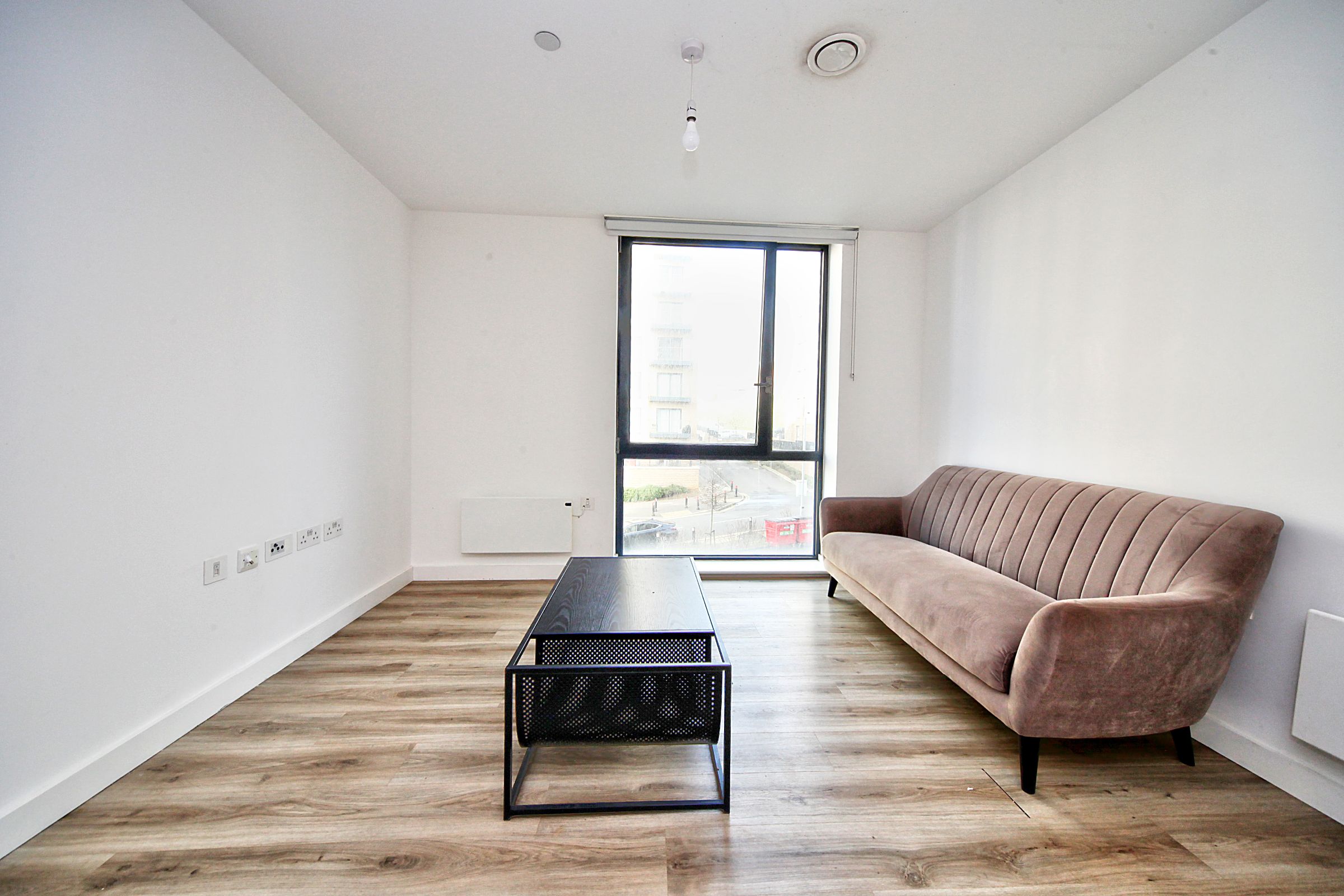 Flat Kimpton Road in Luton
