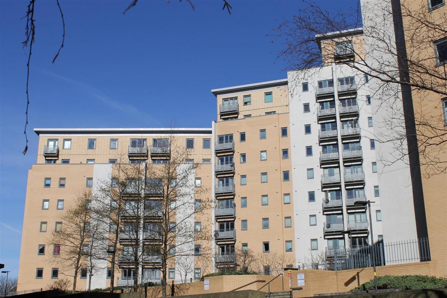 Flat Elmwood Lane in Leeds