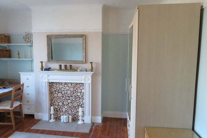 Room Wharncliffe Road in Greater London