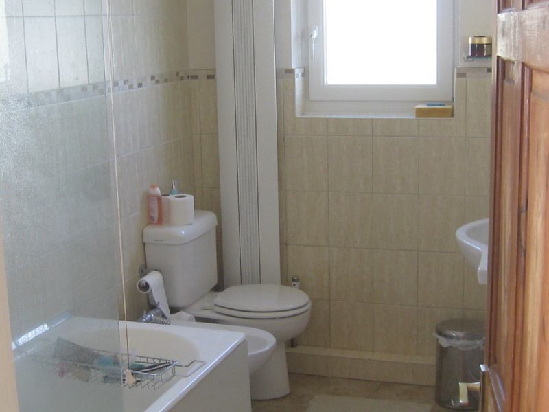 Room Wharncliffe Road in Greater London