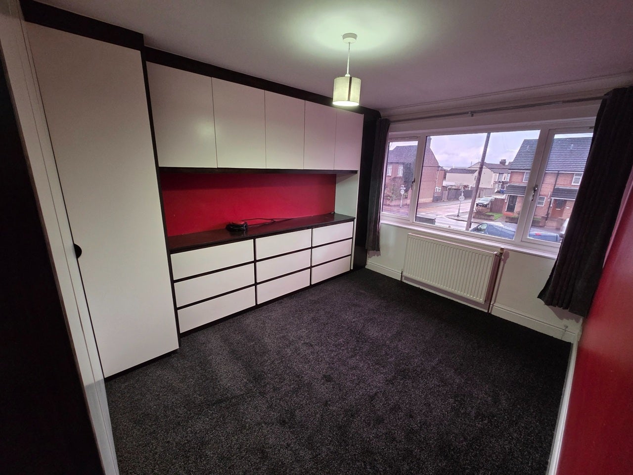Room London Road in Grays