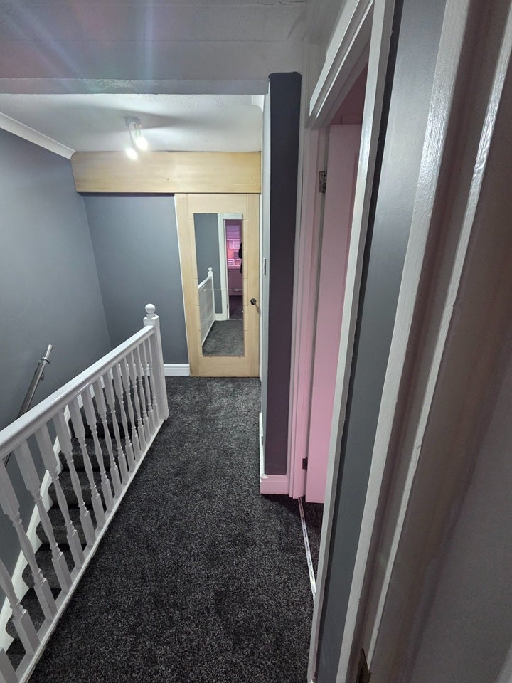 Room London Road in Grays