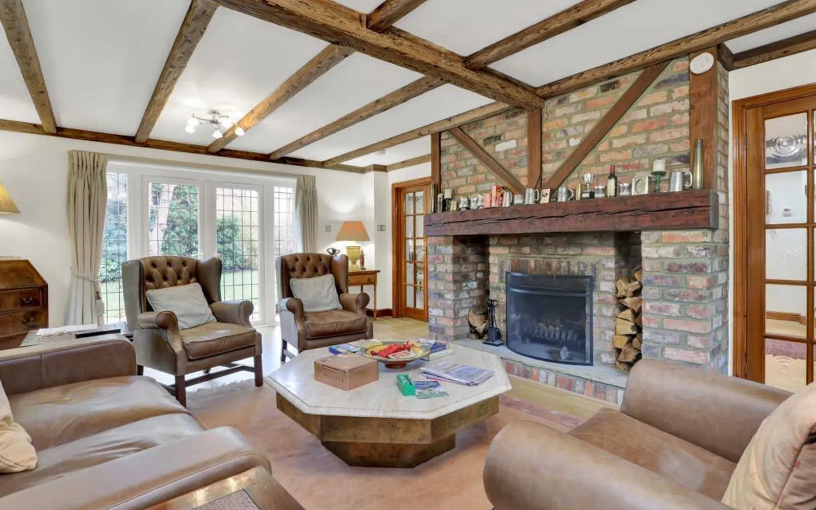 House Godolphin Road in Elmbridge