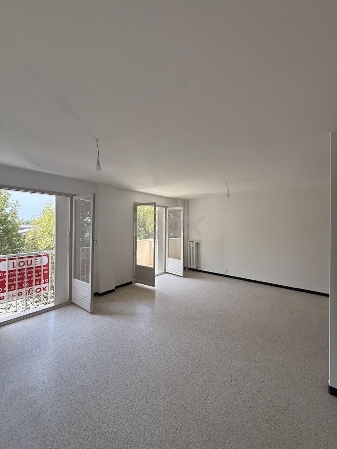 Flat Rue Félix Mayol in Toulon