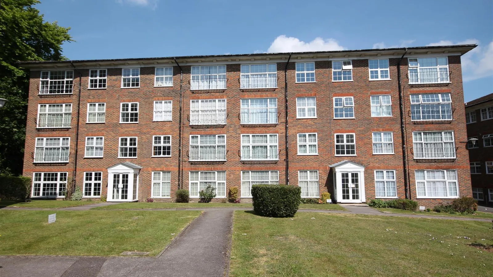Flat Regency Court in Brighton