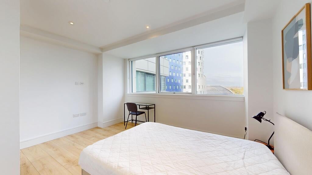 Flat Humphry Repton Lane in Greater London