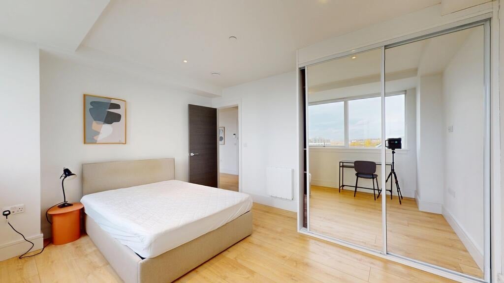 Flat Humphry Repton Lane in Greater London