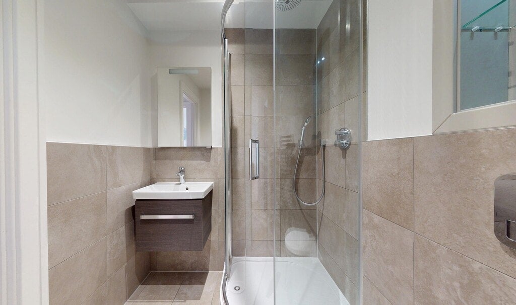 Flat Humphry Repton Lane in Greater London
