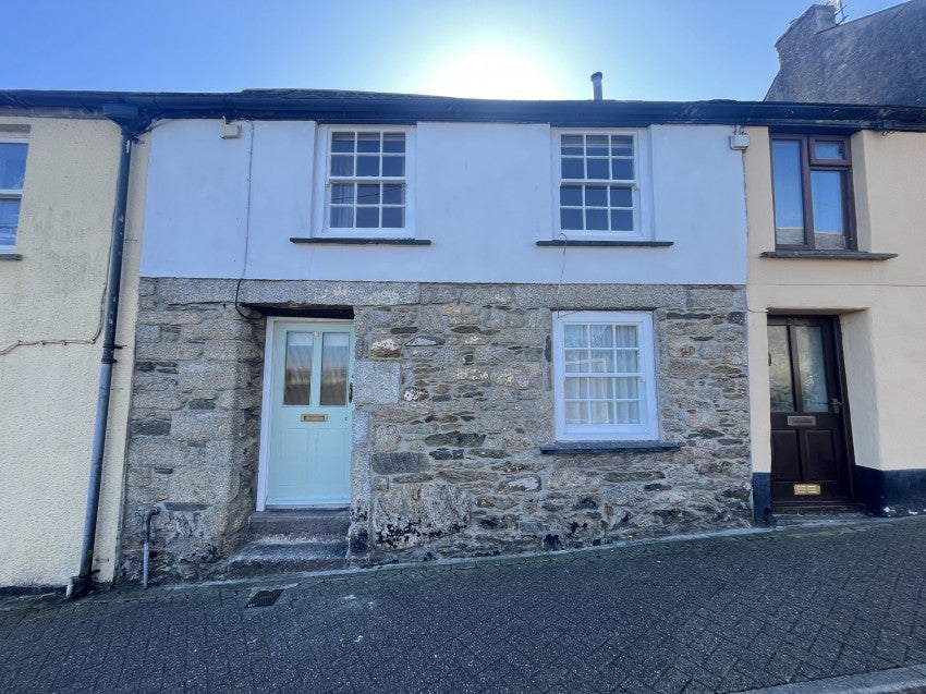 House Helston Road in Penryn