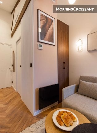 Flat Place Jacqueline François in Paris