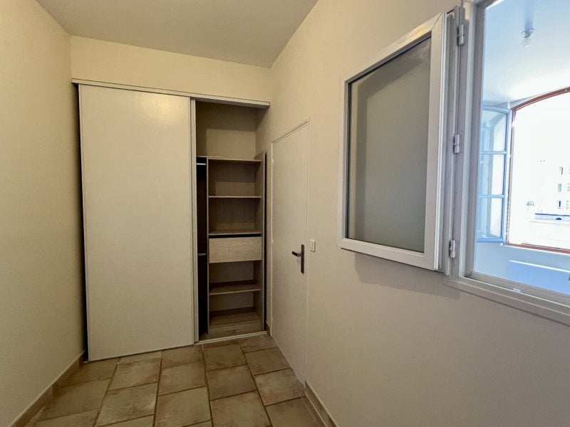 Appartement Rue Caisserie à Marseille