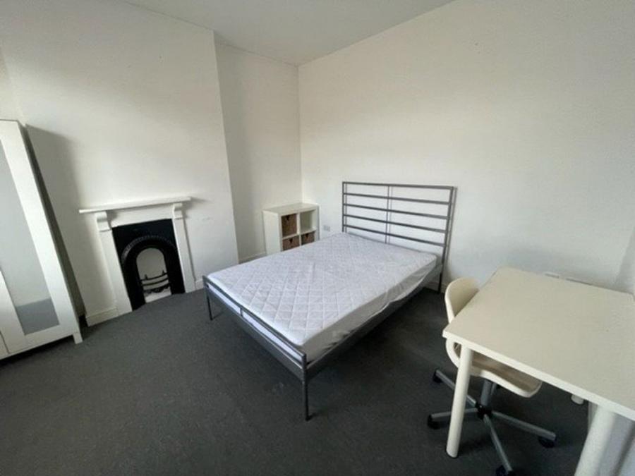Room Thorpe Street in Leicester