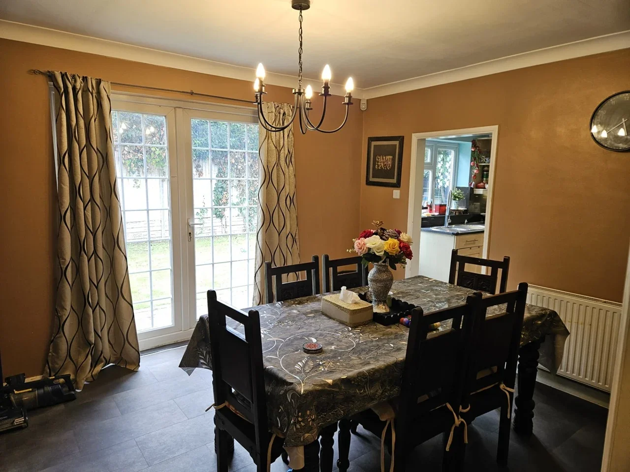 House Belmont Rise in Greater London
