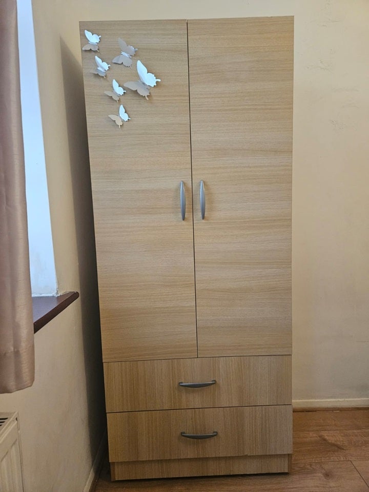 Room Mayville Road in Greater London