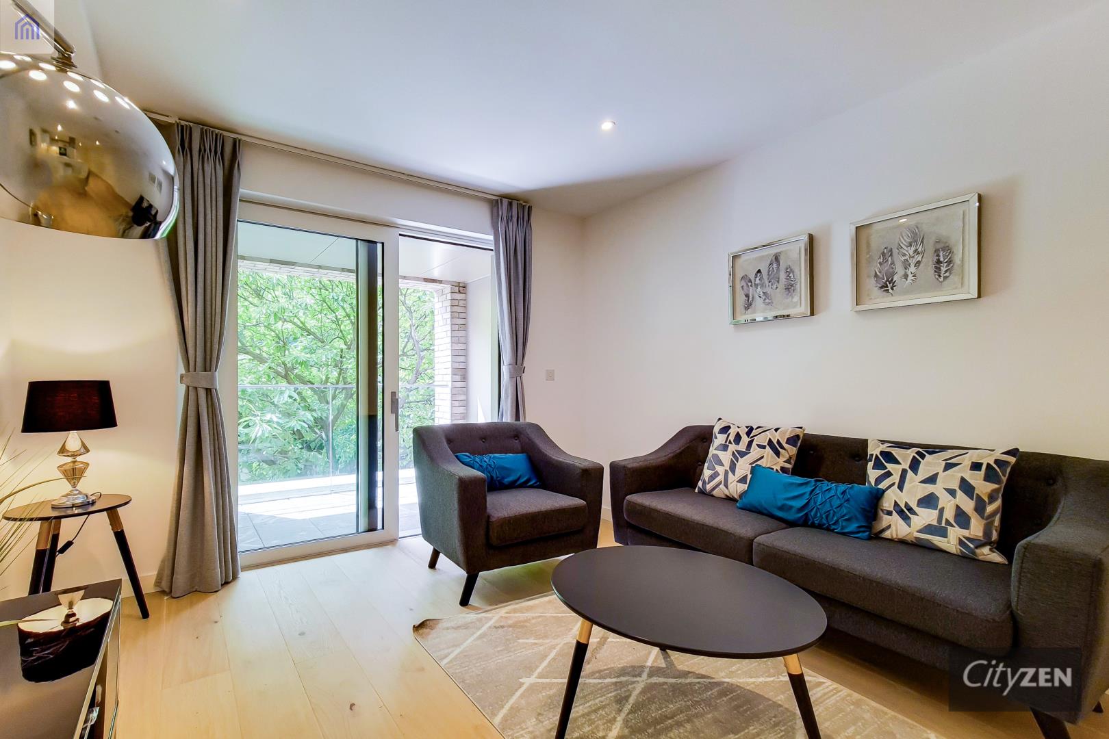 Flat Pentonville Road in Greater London