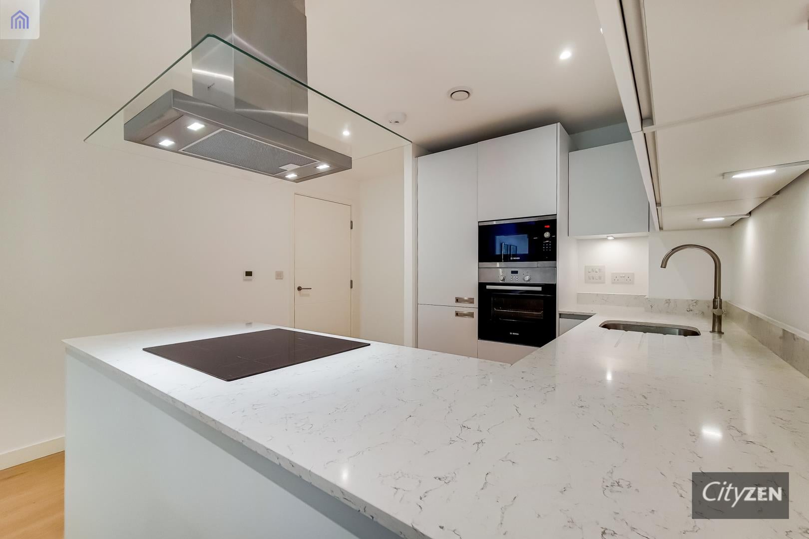 Flat Pentonville Road in Greater London