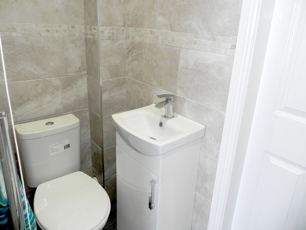 Room De Grey Street in Hull