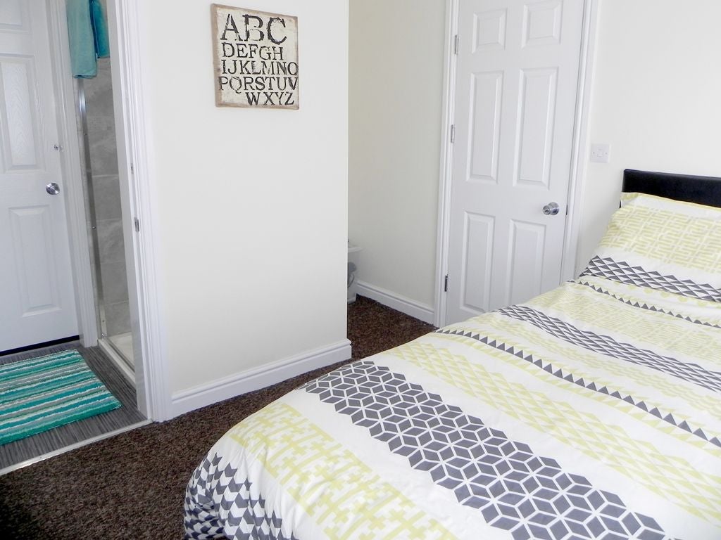 Room De Grey Street in Hull